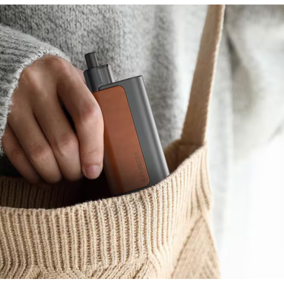 Aspire Vilter Power Bank gri-kahve renkli, elde taşınan şık cihaz